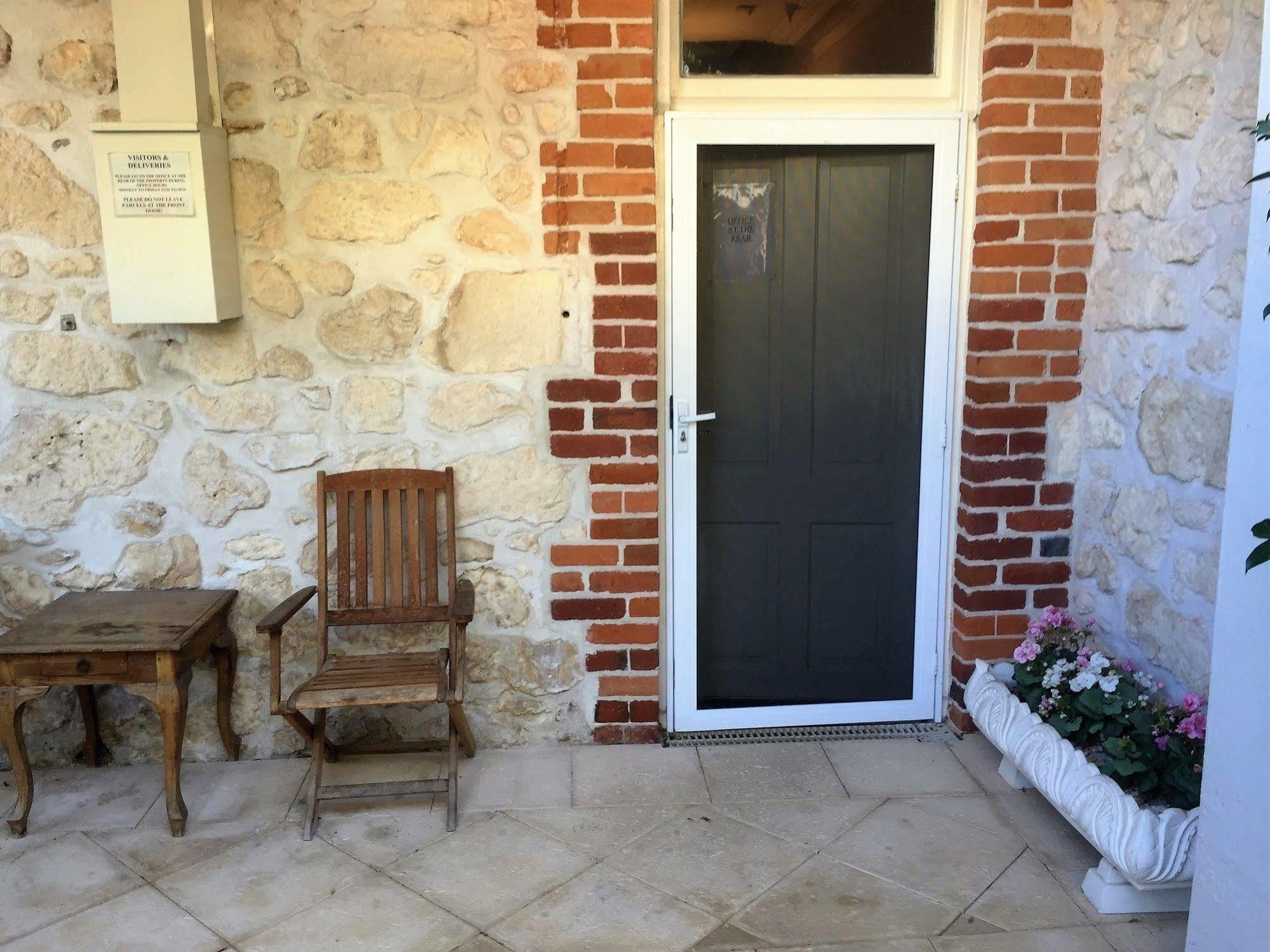 Arundels Boutique Accommodation West Perth Exterior photo